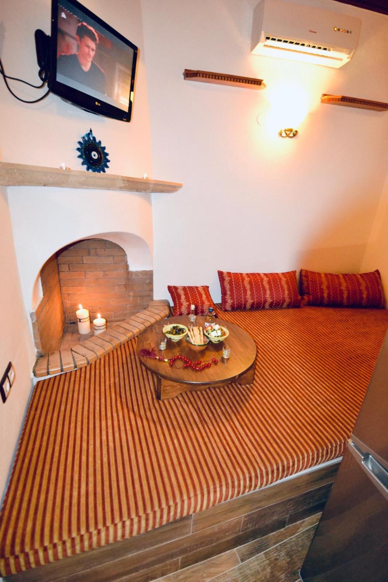 Villa Patitiri Traditional House With Hot Tub Archangelos  Zewnętrze zdjęcie