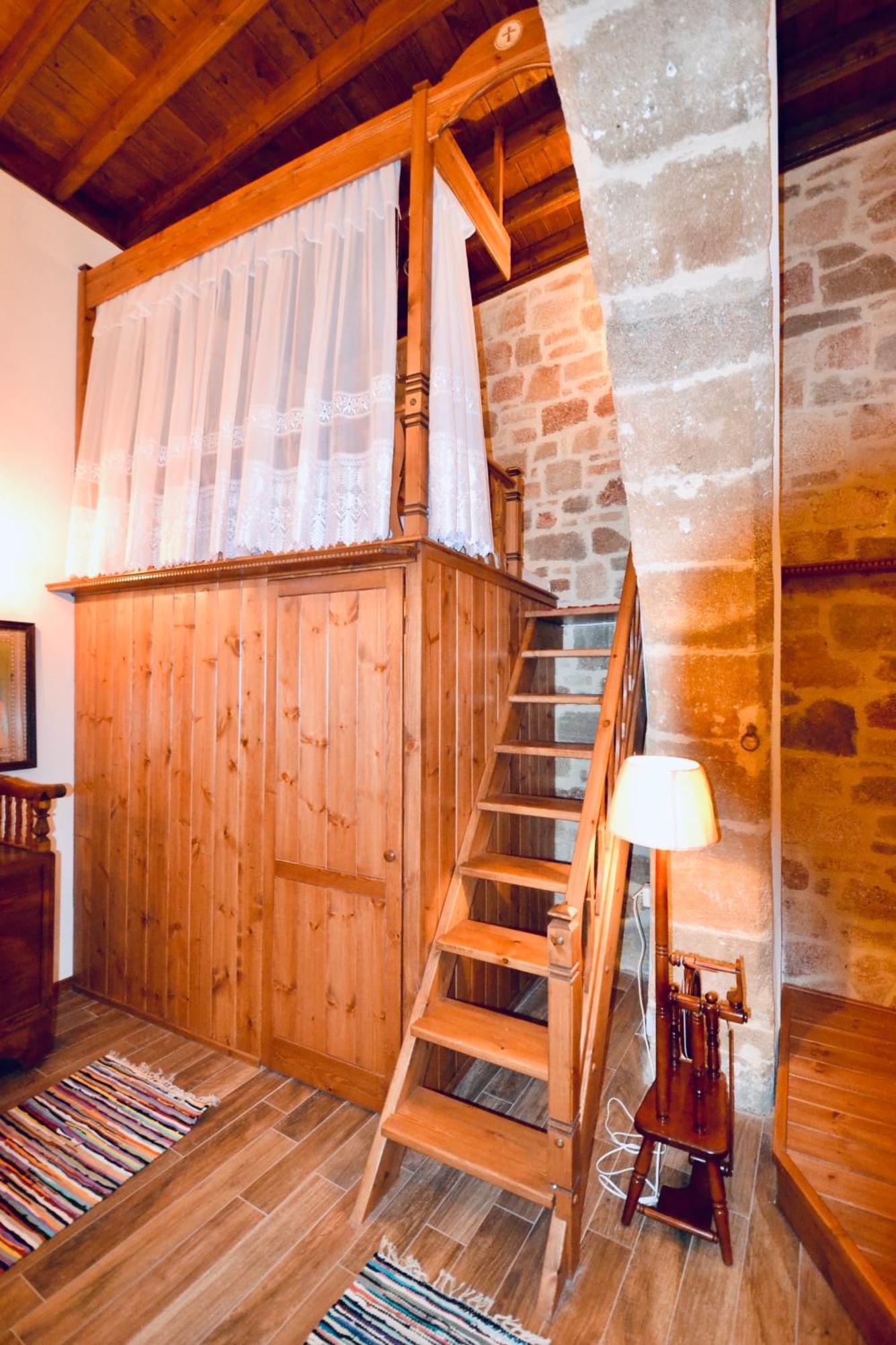 Villa Patitiri Traditional House With Hot Tub Archangelos  Zewnętrze zdjęcie