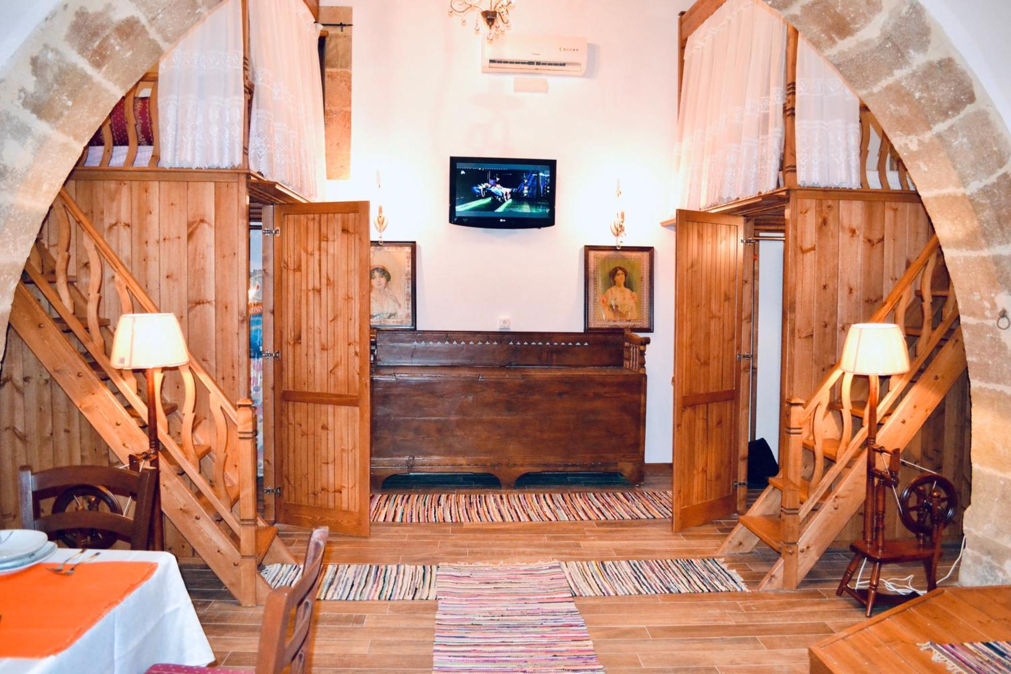 Villa Patitiri Traditional House With Hot Tub Archangelos  Zewnętrze zdjęcie