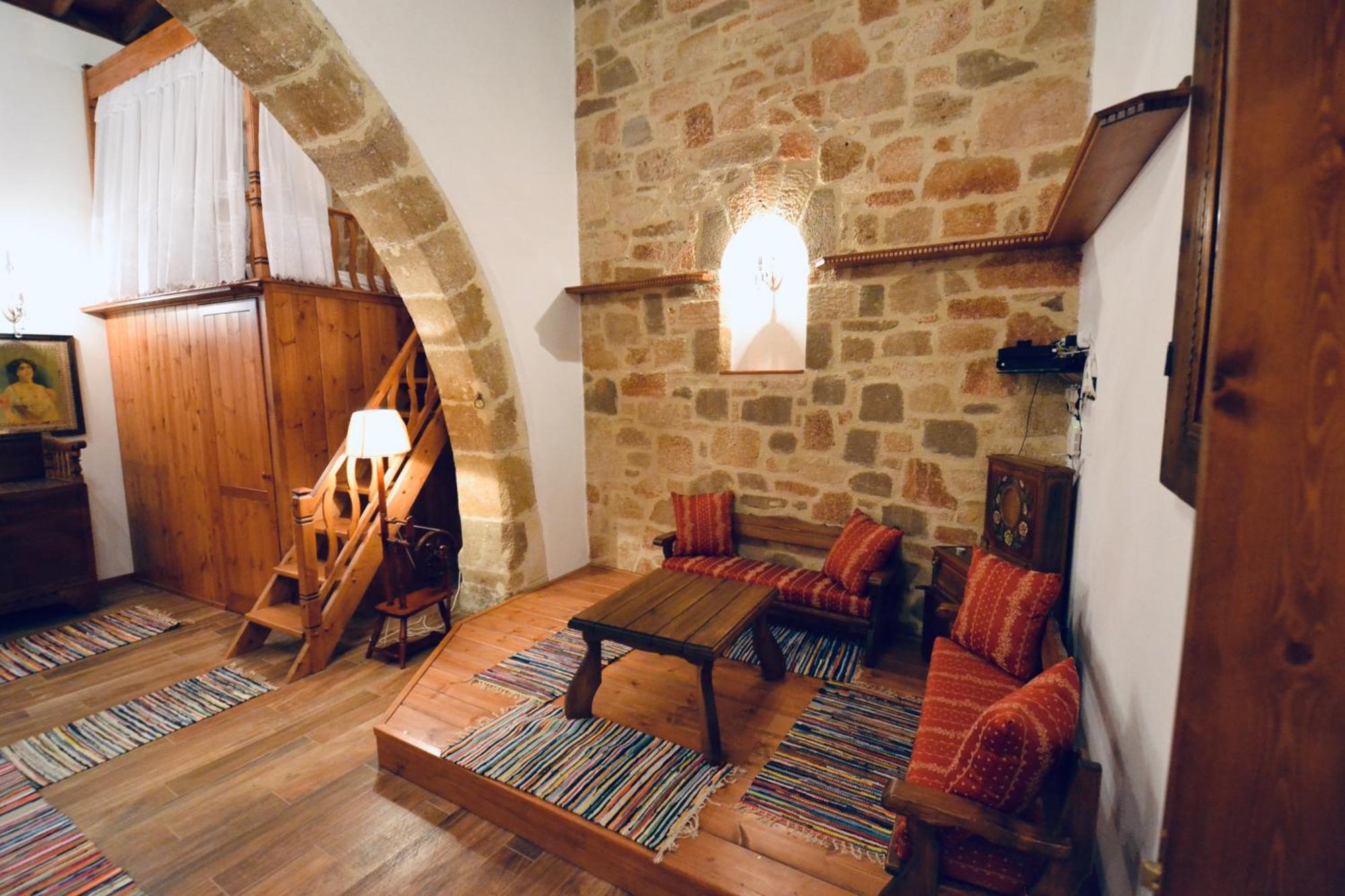 Villa Patitiri Traditional House With Hot Tub Archangelos  Zewnętrze zdjęcie