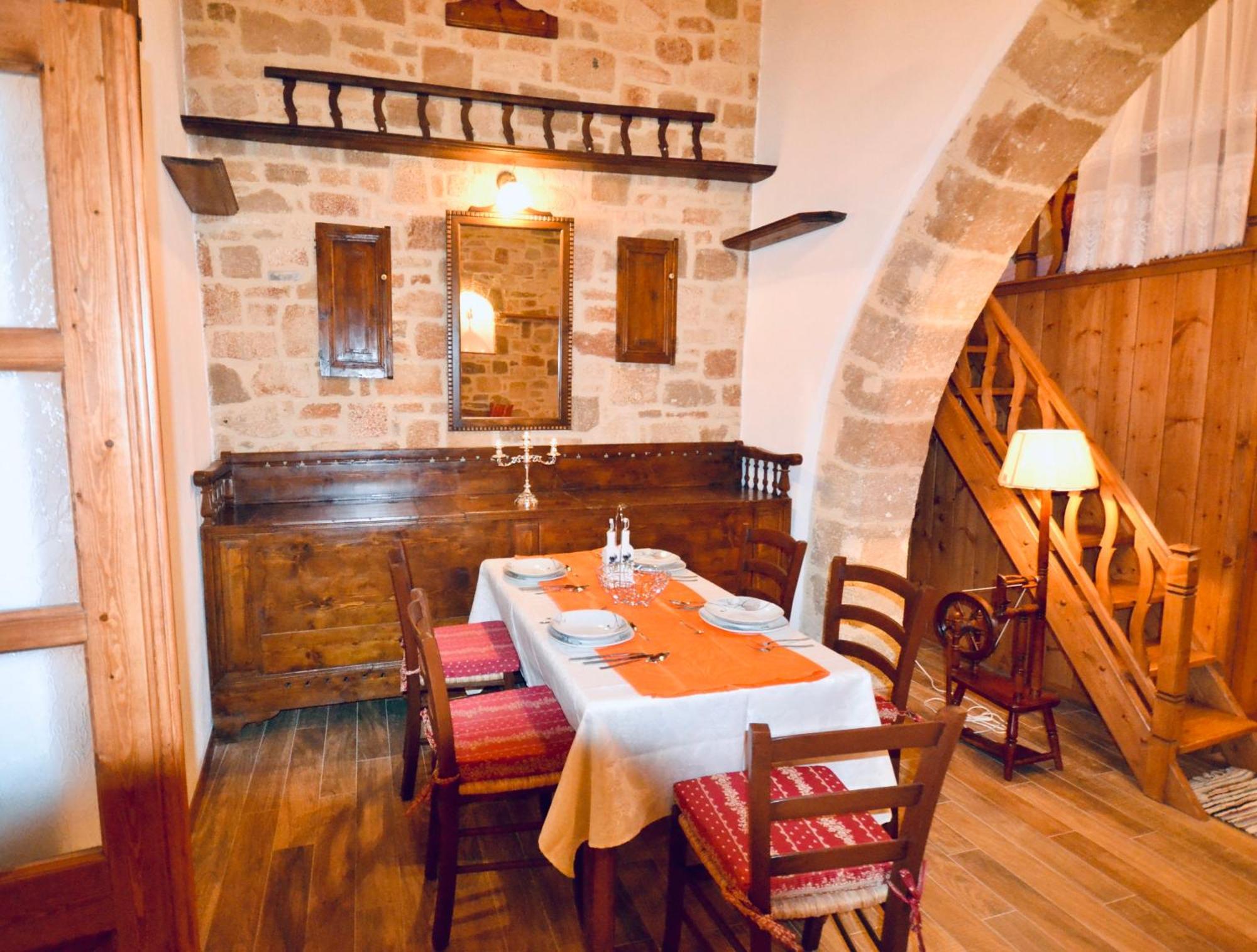 Villa Patitiri Traditional House With Hot Tub Archangelos  Zewnętrze zdjęcie